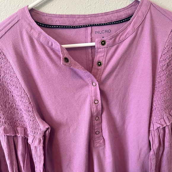 Anthropologie Pilcro The Andie Ribbed Henley Top Balloon Sleeve Smocked Purple - Picture 4 of 6
